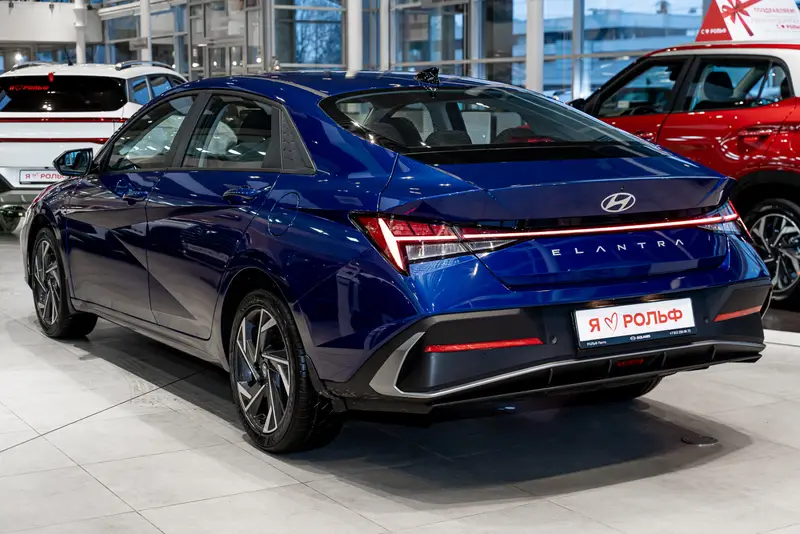 Hyundai Elantra — миниатюра 9
