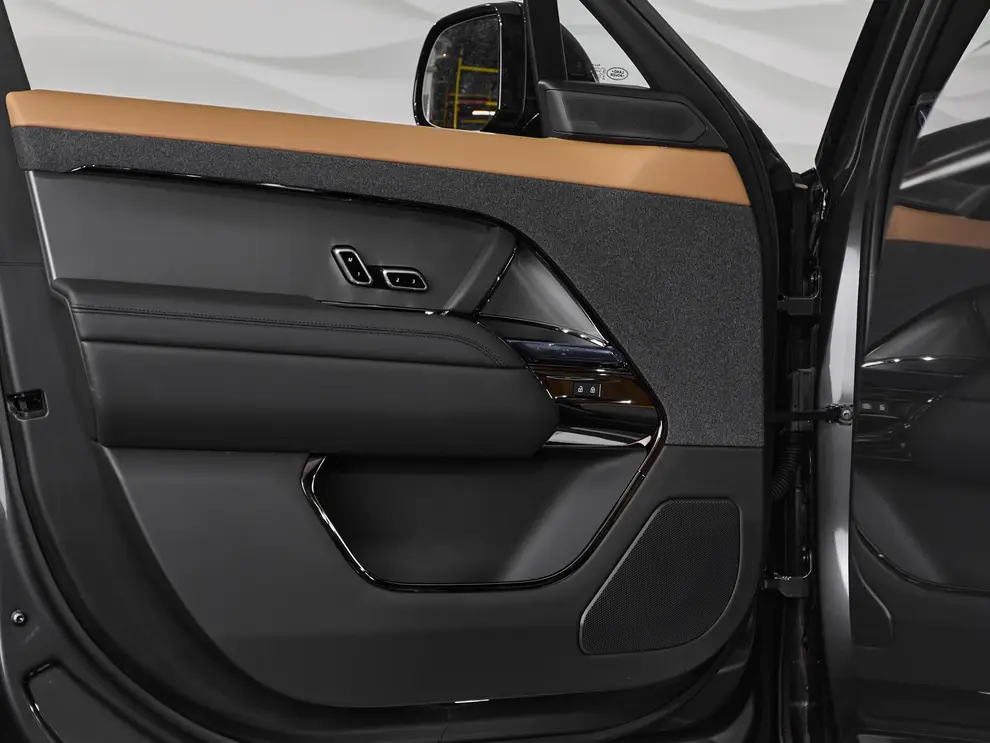 Land Rover Range Rover Sport — миниатюра 29