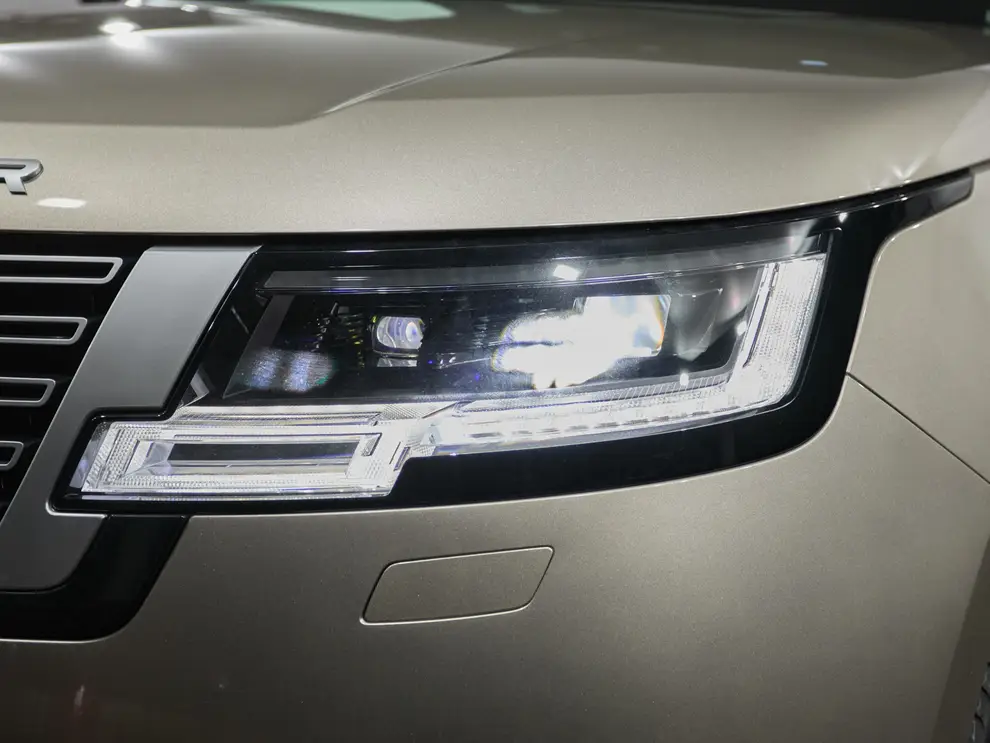 Land Rover Range Rover — миниатюра 30