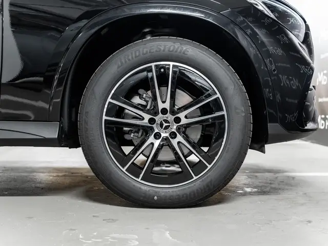 Mercedes-Benz GLC — миниатюра 11