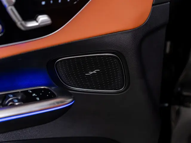 Mercedes-Benz GLC — миниатюра 14