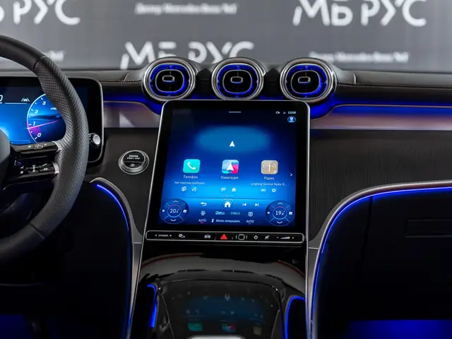Mercedes-Benz GLC — миниатюра 17