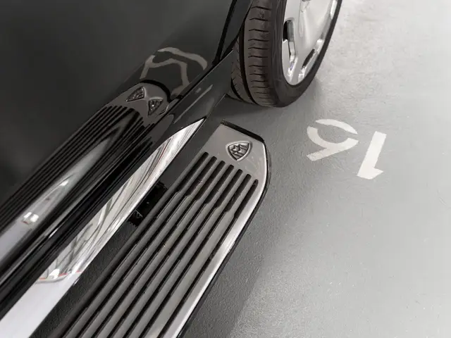 Mercedes-Benz Maybach GLS — миниатюра 34