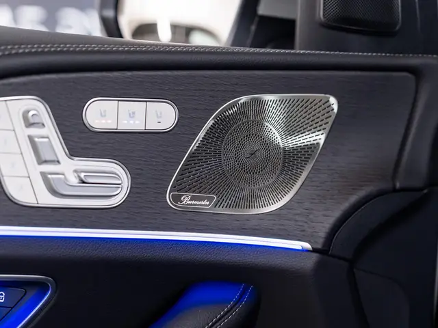 Mercedes-Benz GLE — миниатюра 34