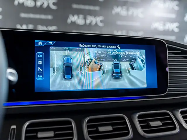 Mercedes-Benz GLE — миниатюра 39