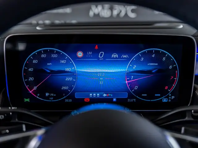 Mercedes-Benz GLC — миниатюра 36