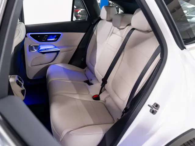Mercedes-Benz GLC — миниатюра 30