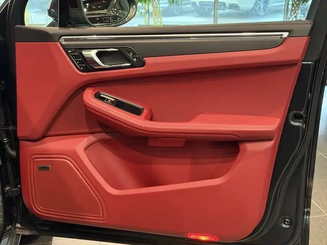 Porsche Macan — миниатюра 26