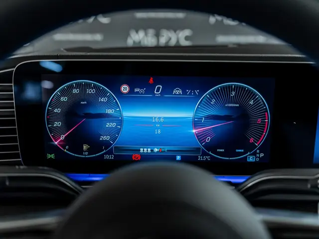Mercedes-Benz GLE Coupe — миниатюра 36
