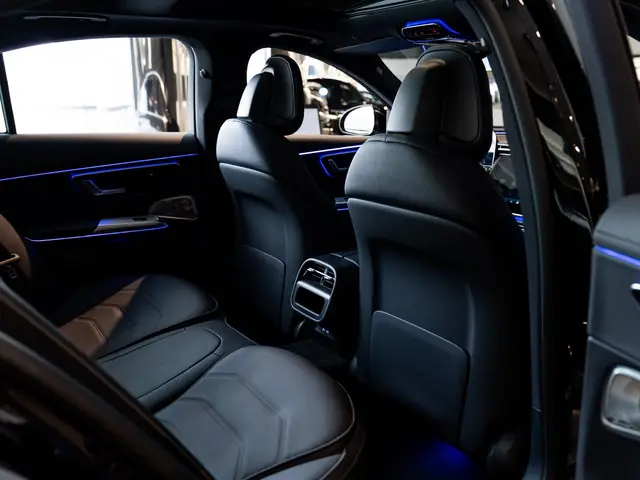 Mercedes-Benz E-Класс — миниатюра 28