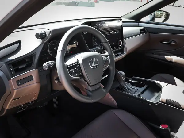 Lexus ES — миниатюра 14
