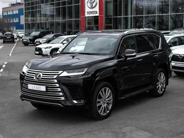 Lexus LX — миниатюра 2