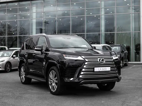 Lexus LX — миниатюра 6
