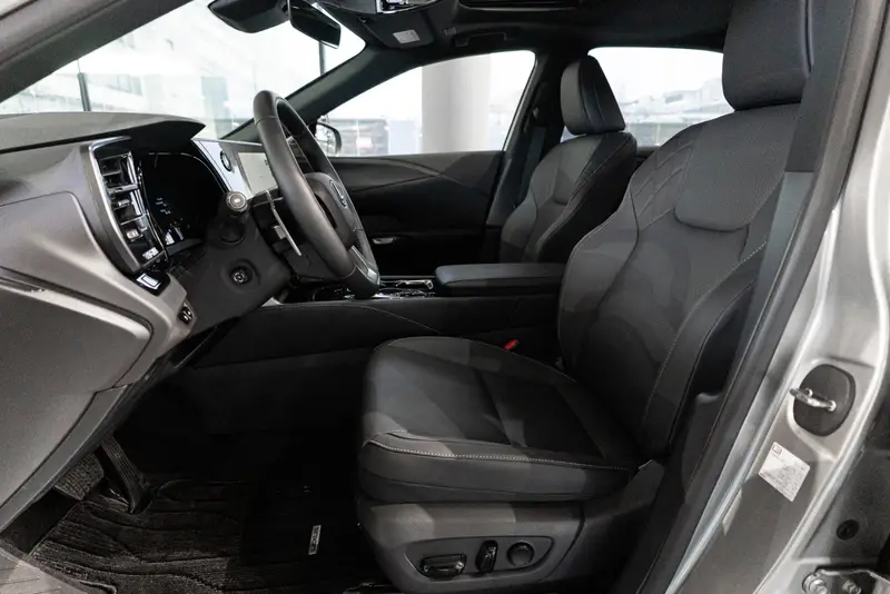 Lexus RX — миниатюра 20