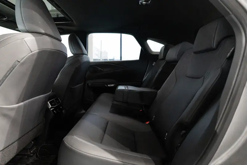 Lexus RX — миниатюра 23