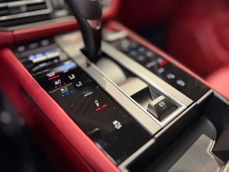 Porsche Macan — миниатюра 39