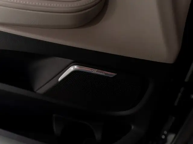 Mercedes-Benz V-Класс — миниатюра 36