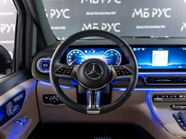 Mercedes-Benz V-Класс — миниатюра 32