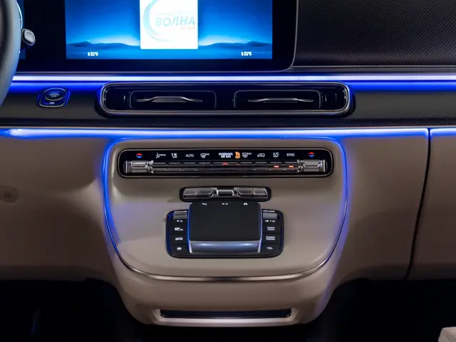 Mercedes-Benz V-Класс — миниатюра 39
