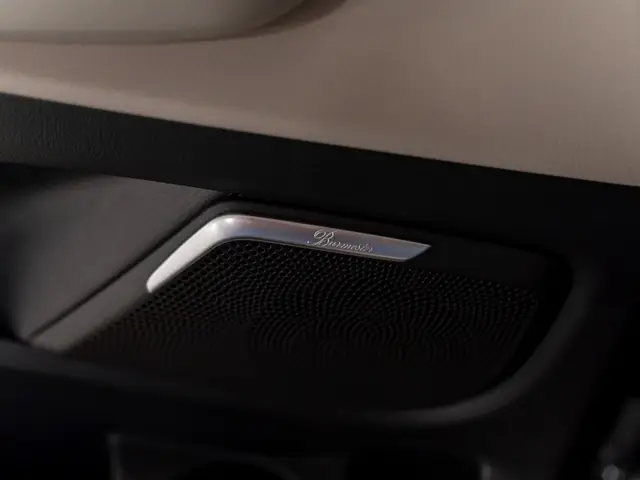 Mercedes-Benz V-Класс — миниатюра 15
