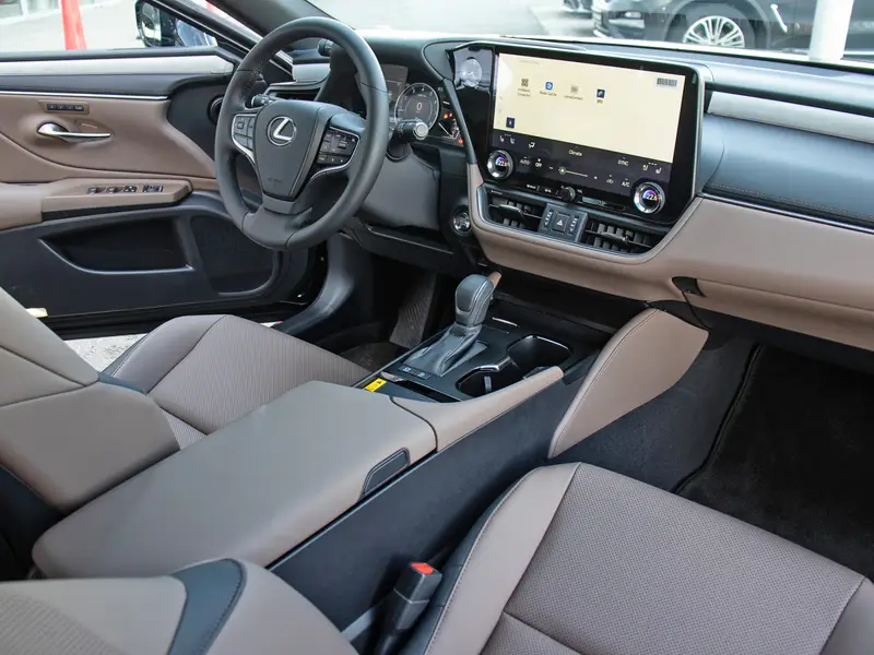 Lexus ES — миниатюра 30