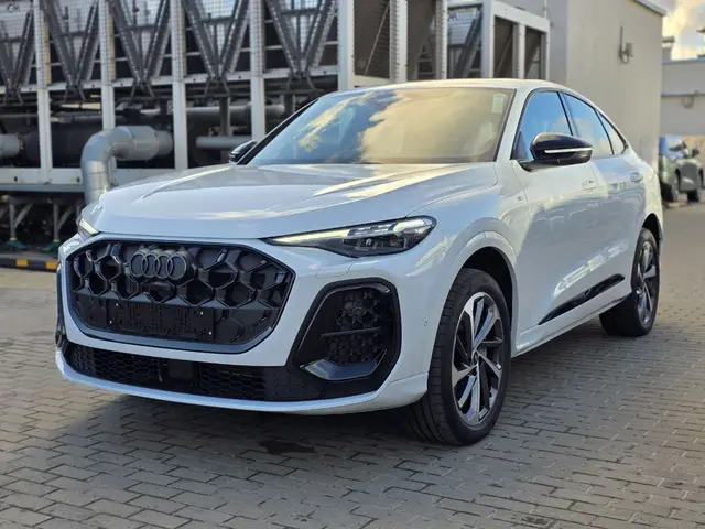 Audi Q5 Sportback — миниатюра 21