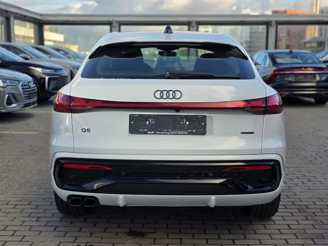 Audi Q5 Sportback — миниатюра 24