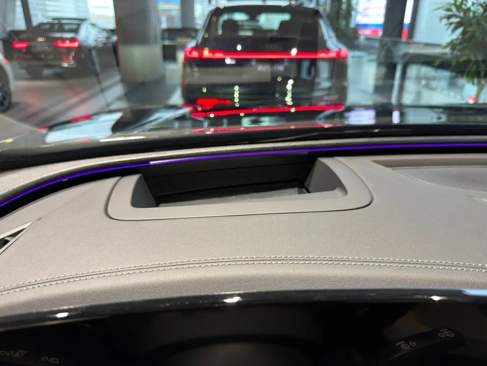 Audi Q5 Sportback — миниатюра 18