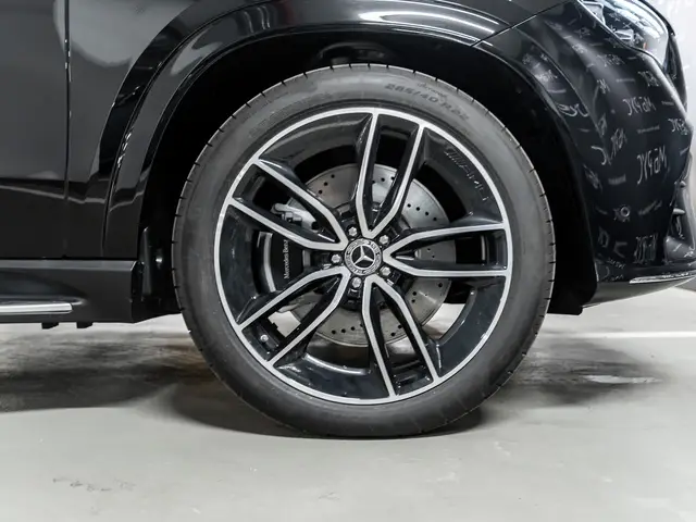 Mercedes-Benz GLE — миниатюра 12