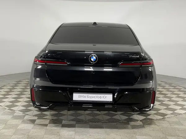 BMW 7 серия — миниатюра 34