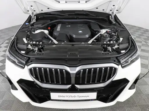 BMW 5 серия — миниатюра 10