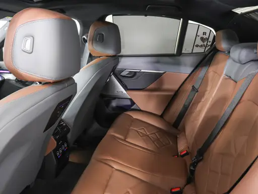 BMW 5 серия — миниатюра 14