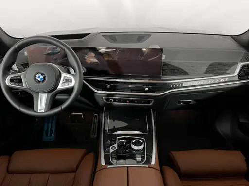 BMW X7 — миниатюра 11