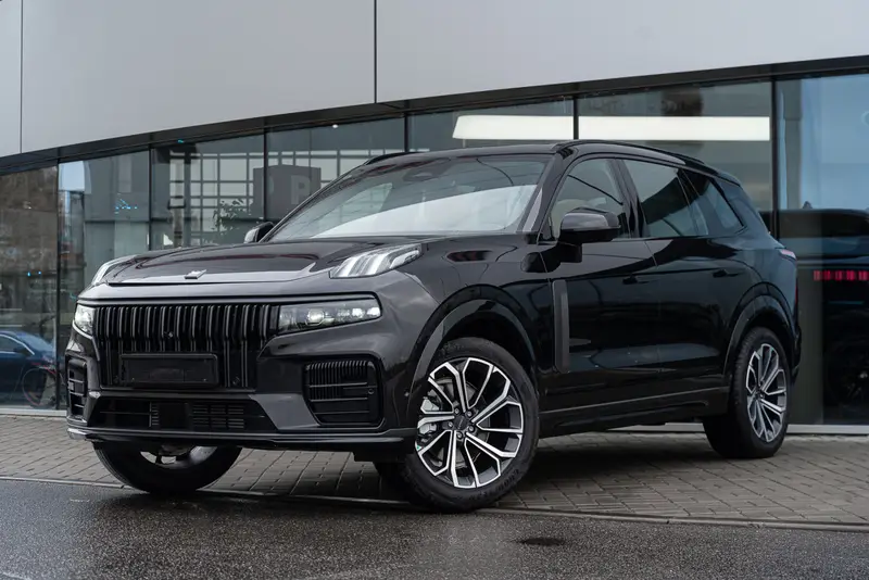 Lynk & Co 09 — миниатюра 3