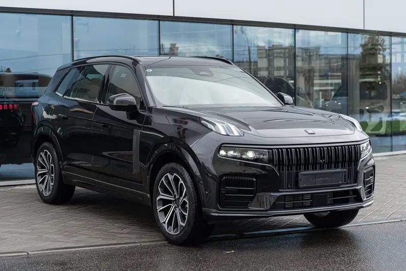 Lynk & Co 09 — миниатюра 5