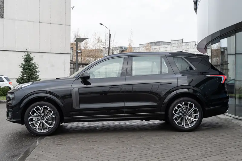 Lynk & Co 09 — миниатюра 7