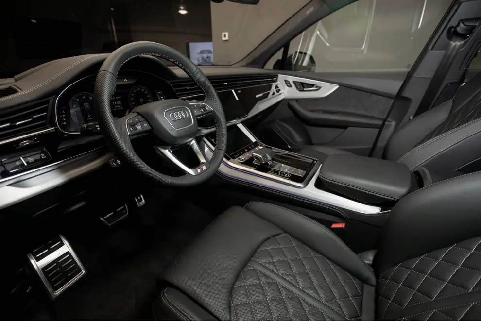 Audi Q8 — миниатюра 26