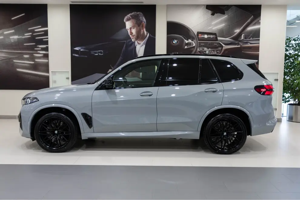 BMW X5 M — миниатюра 2