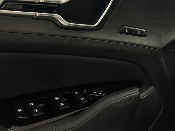 KIA Sportage — миниатюра 11