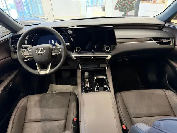 Lexus RX — миниатюра 9