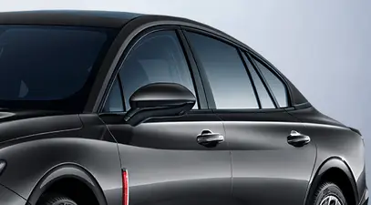 Hongqi H6 — миниатюра 5
