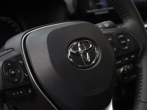 Toyota RAV4 — миниатюра 37