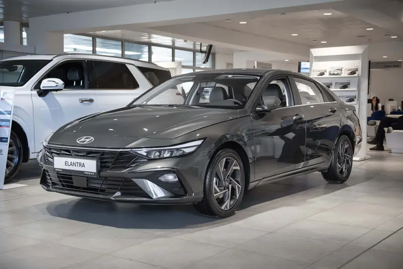 Hyundai Elantra — миниатюра 20