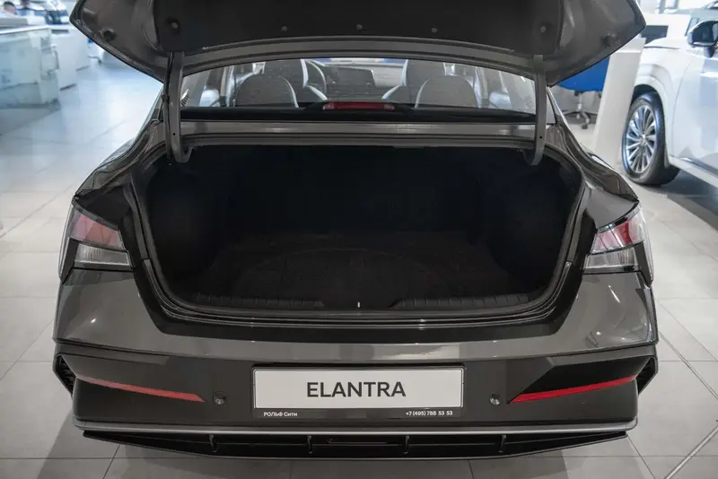 Hyundai Elantra — миниатюра 31
