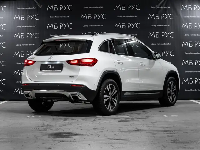 Mercedes-Benz GLA — миниатюра 21