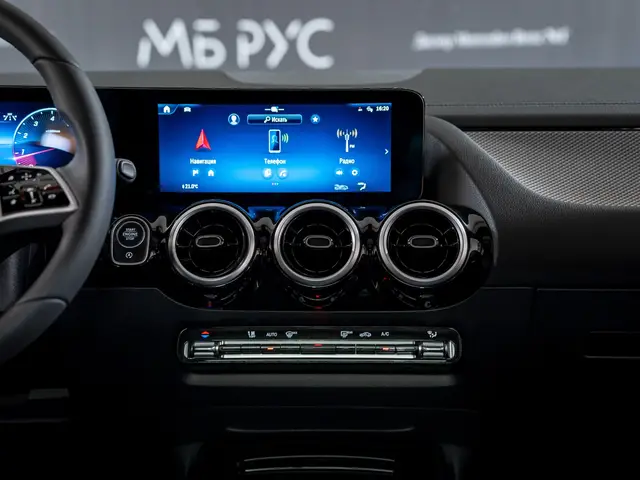 Mercedes-Benz GLA — миниатюра 35