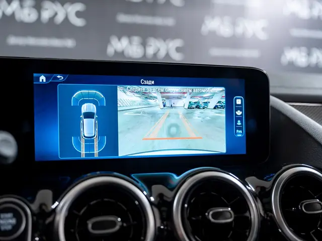 Mercedes-Benz GLA — миниатюра 37