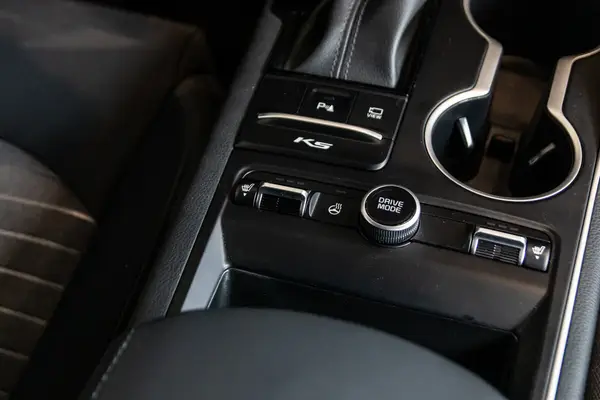 KIA K5 — миниатюра 15