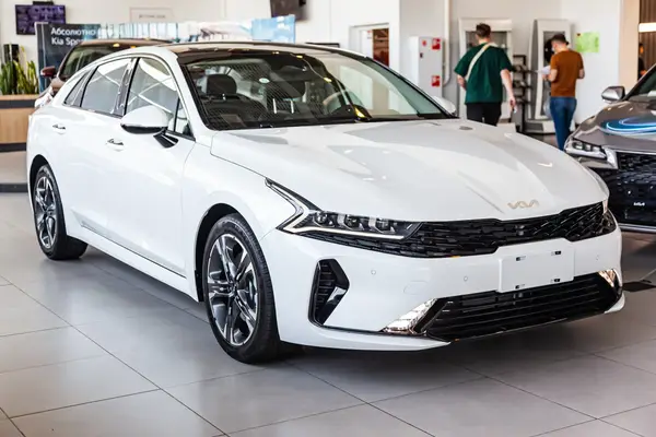 KIA K5 — миниатюра 21
