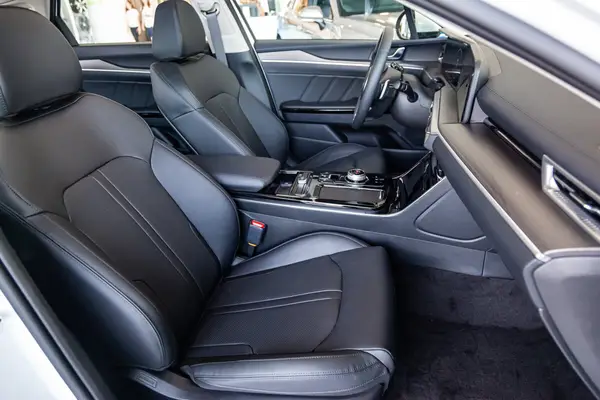 KIA K5 — миниатюра 34